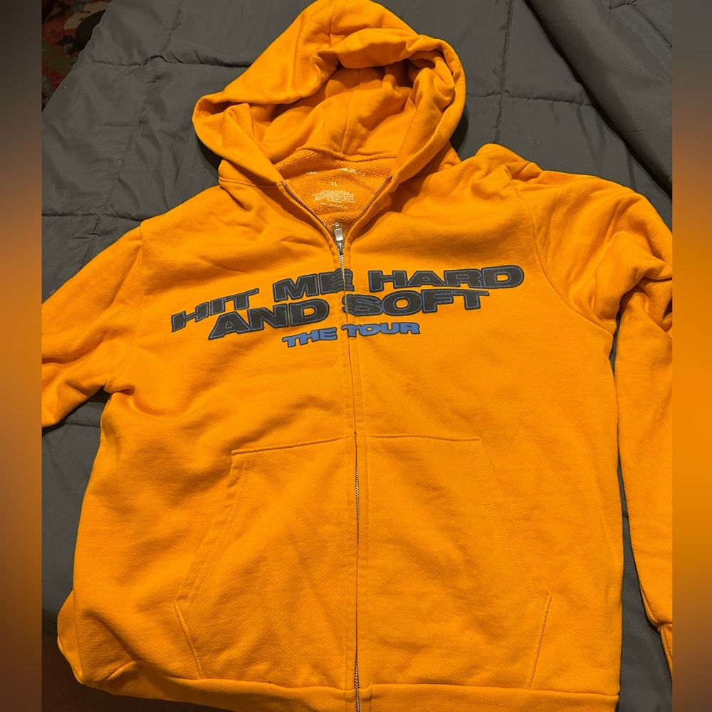 Billie Eilish Hit Me Hard and Soft Tour Zip Hoodie XL Authentic Orange